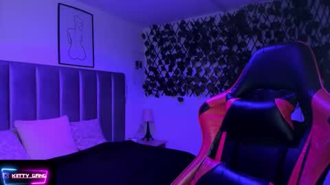 Camila online show from 02.28.26