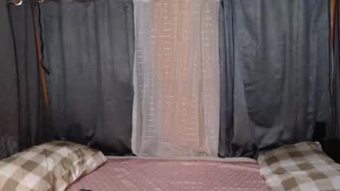 kitty_kim07 online show from 10.15.25