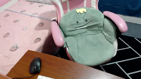 Kate online show from 12.26.24