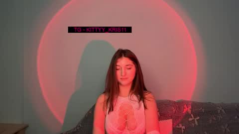 kitty_kristy1 online show from 11.26.25