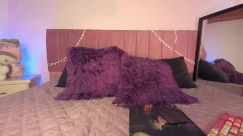 Snapshot of kitty_kryss chatting on 01.13.26 kitty_kryss online show from 01.13.26