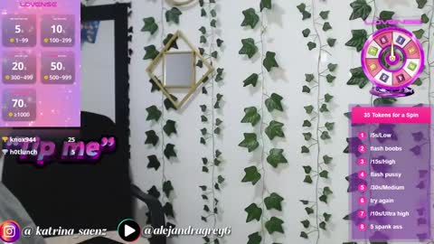 Kitty Saenz online show from 01.21.25