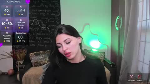 Snapshot of kitty_shenson chatting on 05.15.26 Kate online show from 05.15.26