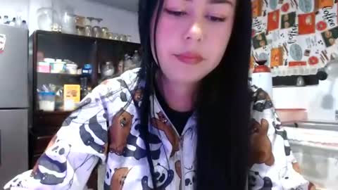 Snapshot of kitty_small69 chatting on 06.23.26 kitty_small69 online show from 06.23.26