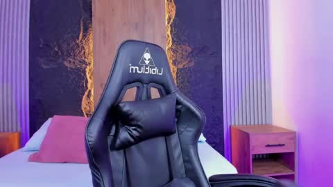 Snapshot of kitty_sweeety_ chatting on 09.23.25 K I T T Y online show from 09.23.25