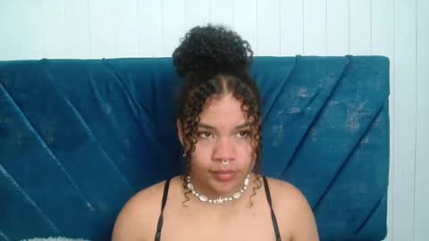 Snapshot of kittybrookex chatting on 01.05.25 Valery online show from 01.05.25