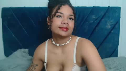 Snapshot of kittybrookex chatting on 01.11.25 Valery online show from 01.11.25