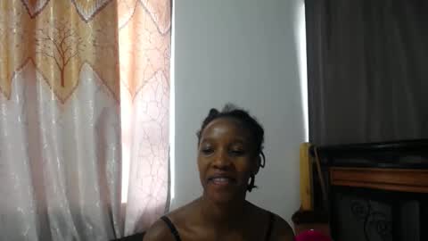 Snapshot of kittyfay_ chatting on 04.30.26 Fay online show from 04.30.26