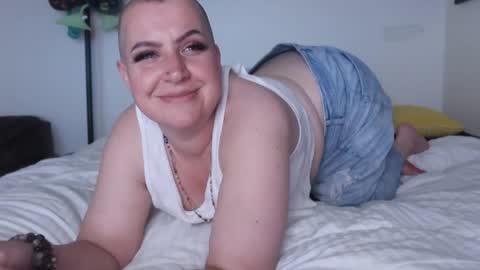 Bella Blue BBW online show from 04.13.26