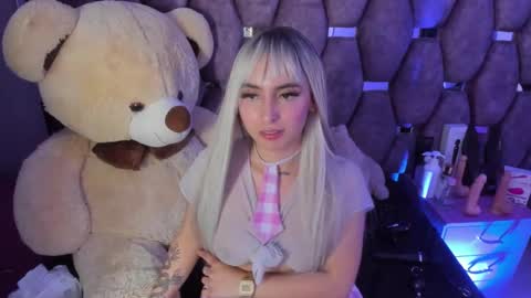 kittylovely  online show from 03.07.25