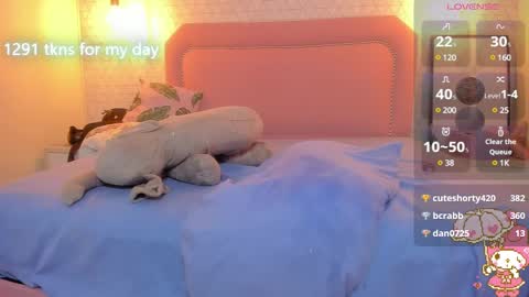  K I T T  Y  online show from 03.07.25