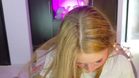  K I T T  Y  online show from 05.24.26