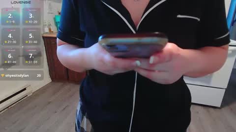 Kittyymaze online show from 01.21.25