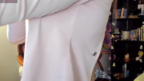 Kitty Zen online show from 11.11.25