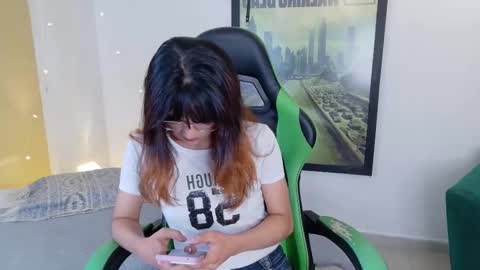 Kitty Zen online show from 03.30.26