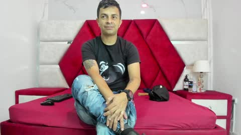 Luisa y Jairo online show from 04.06.26