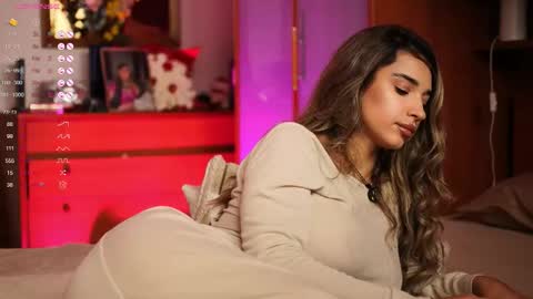 Snapshot of kity_sweet chatting on 10.20.25 Erika online show from 10.20.25