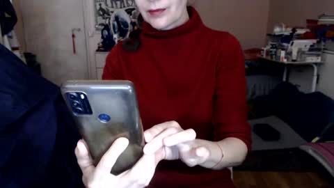 KiuminBerry online show from 02.19.25