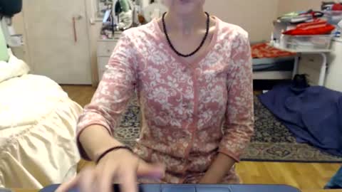 KiuminBerry online show from 10.20.25