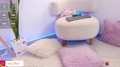  Tiffanii  online show from 10.11.25