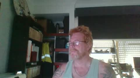 Snapshot of kiwi_boss61 chatting on 02.13.25 kiwi_boss61 online show from 02.13.25