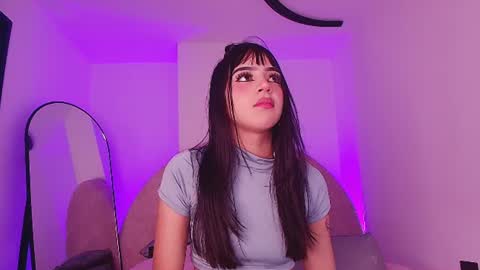 Snapshot of kkira_doll chatting on 06.17.26 Kkira online show from 06.17.26