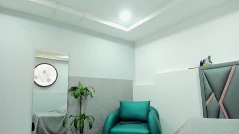 klariz09 online show from 09.17.25