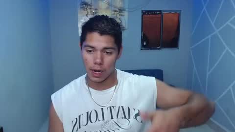 Snapshot of klars_mood chatting on 07.22.26 klars online show from 07.22.26