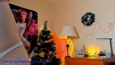 Snapshot of klary_moon chatting on 12.24.24 Lisa online show from 12.24.24