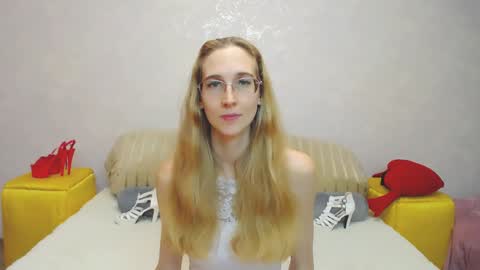 Klary online show from 12.04.24