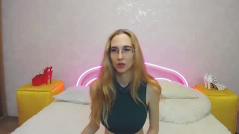 Klary online show from 12.14.24