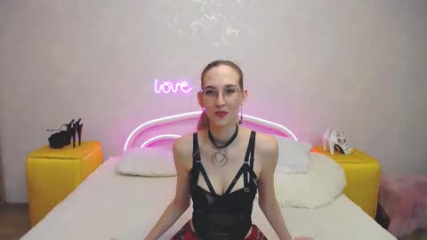 Klary online show from 02.17.25