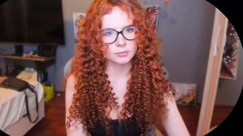 Snapshot of klementinagirl chatting on 03.06.25 Klementinafanslyklementina6661 online show from 03.06.25