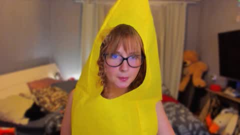 Snapshot of klementinagirl chatting on 09.20.25 Klementinafanslyklementina6661 online show from 09.20.25