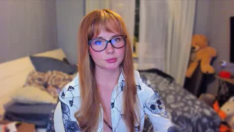 Snapshot of klementinagirl chatting on 09.25.25 Klementinafanslyklementina6661 online show from 09.25.25
