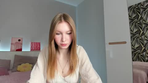 Snapshot of kleo_patr4 chatting on 11.26.25 Trina online show from 11.26.25