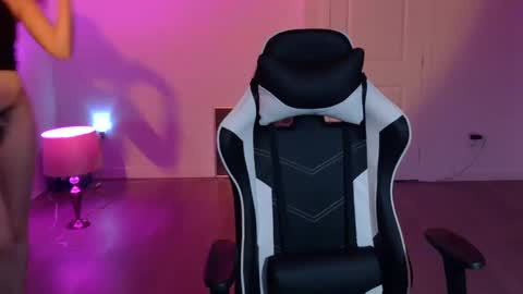 Snapshot of kleokills chatting on 12.12.24 kleokills online show from 12.12.24