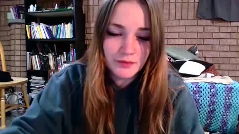 Snapshot of kleokills chatting on 12.20.24 kleokills online show from 12.20.24