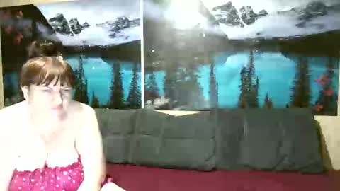 Kleosnow online show from 10.17.25