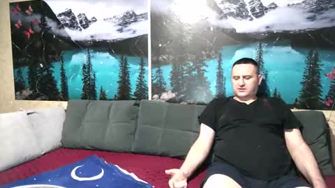 Snapshot of kleosnow chatting on 03.03.26 Kleosnow online show from 03.03.26