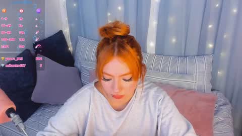 Snapshot of kloe_raize chatting on 02.05.25 Kloe online show from 02.05.25