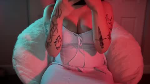 knextdoor online show from 01.12.26