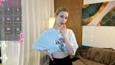 Lilu online show from 04.05.26