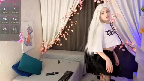 Lilu online show from 04.09.26