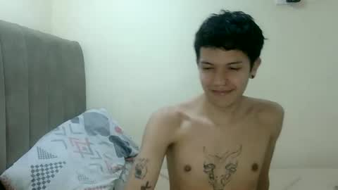 Snapshot of koiseraphin chatting on 06.12.26 Jacob and Victoria online show from 06.12.26