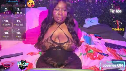 Snapshot of kokocherry00 chatting on 11.25.25 kokocherry00 online show from 11.25.25