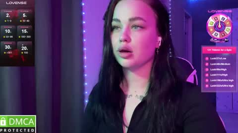 Mia online show from 02.22.25