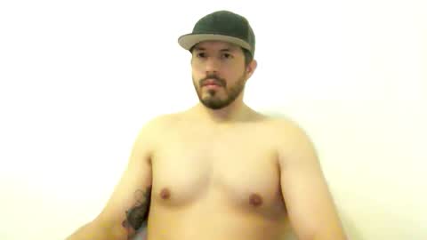 Snapshot of kolombianox chatting on 11.09.25 kolombianox online show from 11.09.25