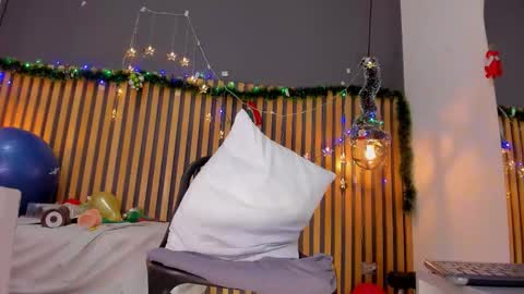 I am kora  online show from 12.13.25