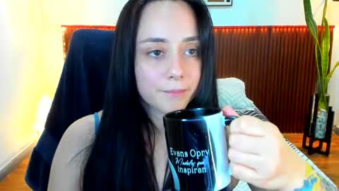 Snapshot of kora_shadow chatting on 12.01.25 Kora Shadow online show from 12.01.25